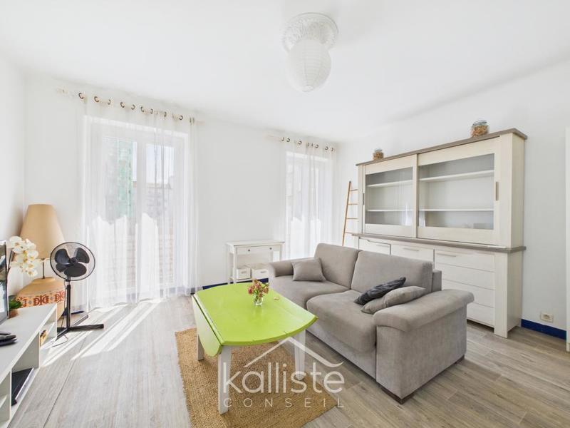 Appartement - 60 m² - 3 pièces