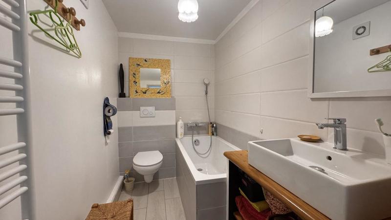 Maison - 220 m² - 7 pièces