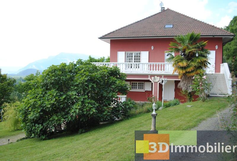 Maison - 370 m² - 16 pièces