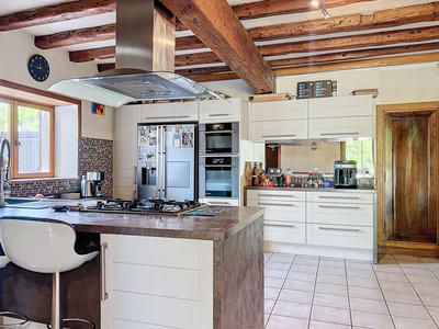 Maison - 253 m² - 6 pièces