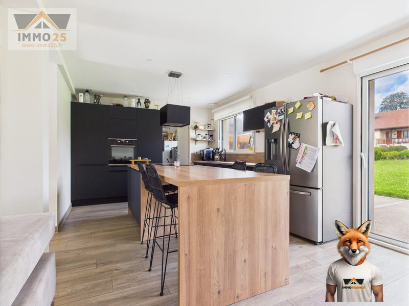 Maison - 136 m² - 6 pièces