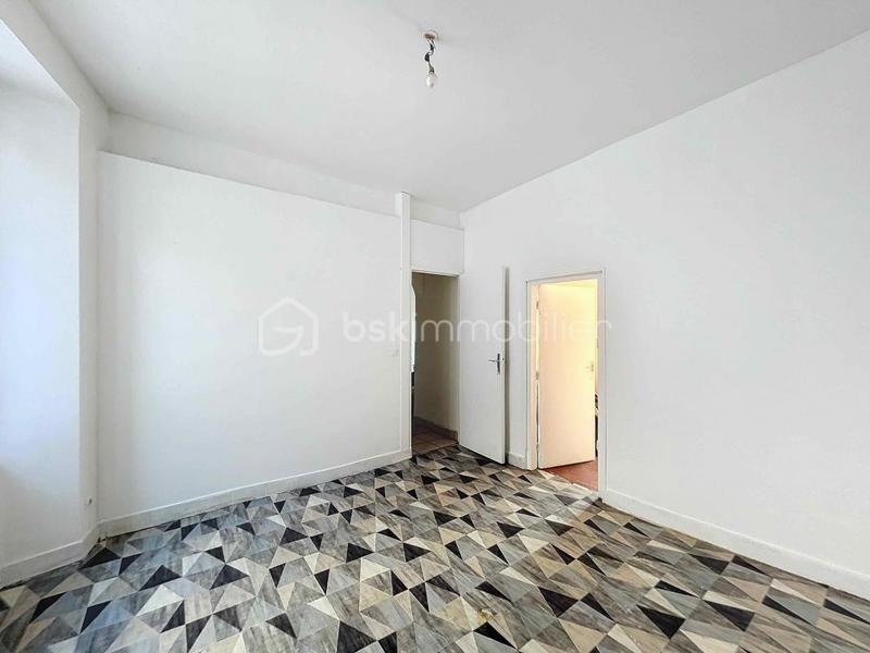 Appartement - 117 m² - 6 pièces