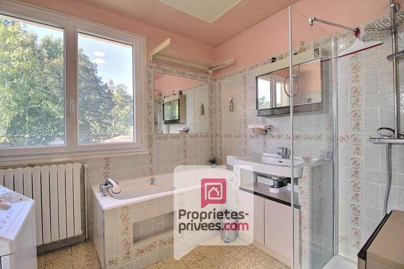 Maison - 110 m² - 6 pièces