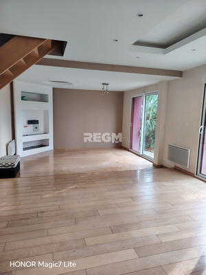 Maison - 116 m² - 6 pièces