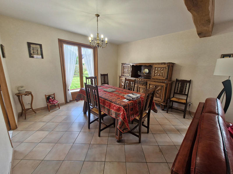 Maison - 113 m² - 4 pièces