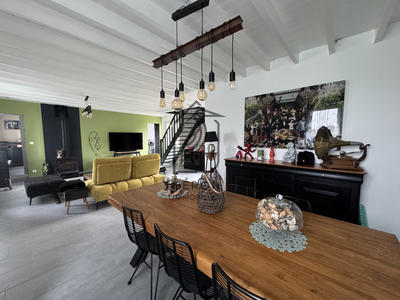 Maison ancienne - 250 m² - 11 pièces