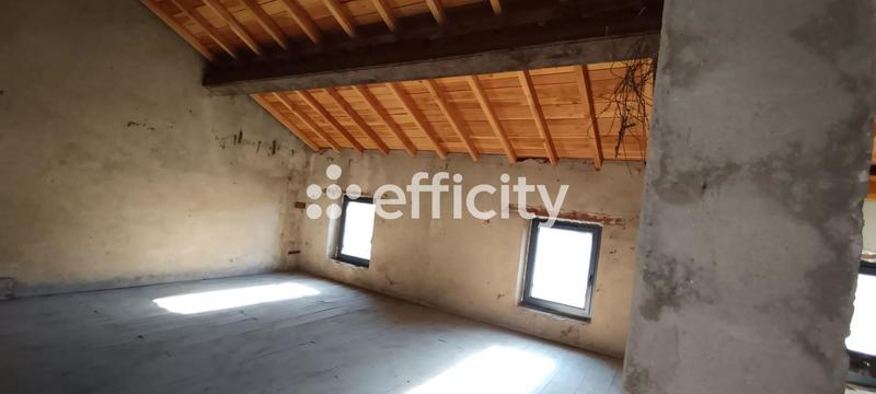 Immeuble - 240 m² - 6 pièces