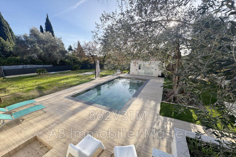 Maison - 162 m² - 6 pièces