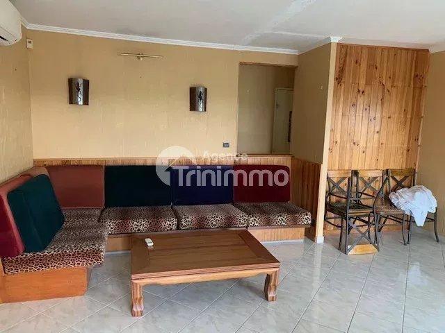 Appartement - 144 m² - 5 pièces