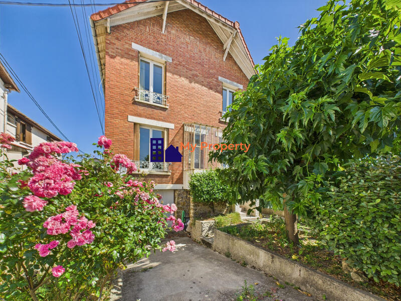 Maison - 81 m² - 5 pièces