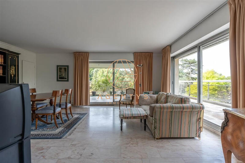 Appartement - 157 m² - 5 pièces