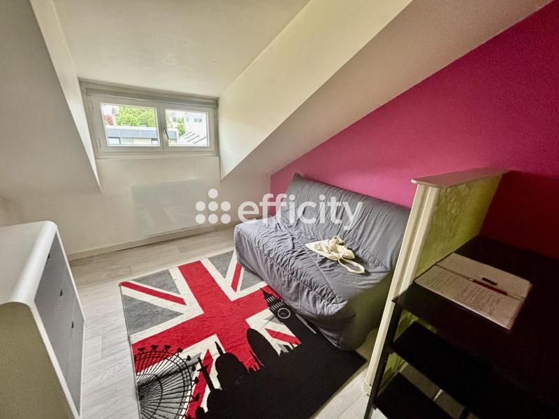 Immeuble - 136 m² - 6 pièces