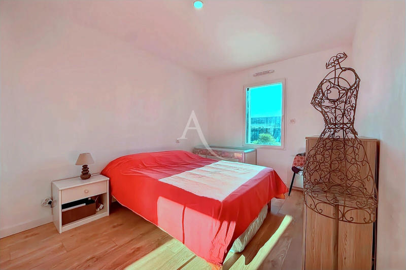 Maison - 98 m² - 4 pièces