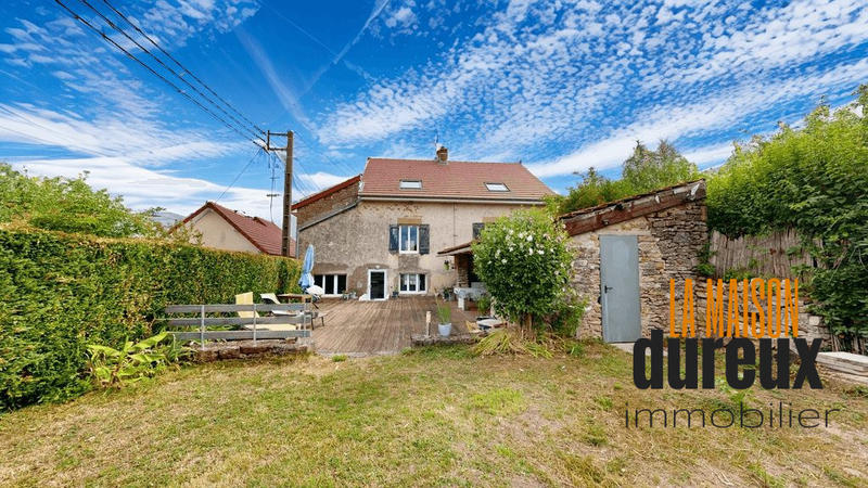 Maison ancienne - 252 m² - 10 pièces