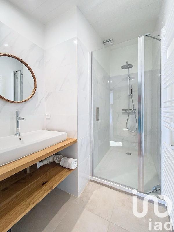 Maison de village - 238 m² - 10 pièces