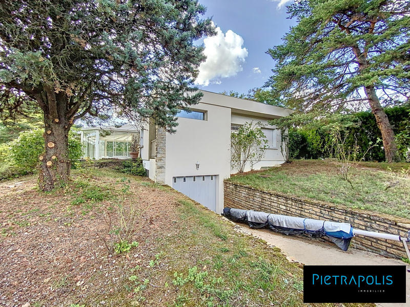 Maison - 292 m² - 7 pièces