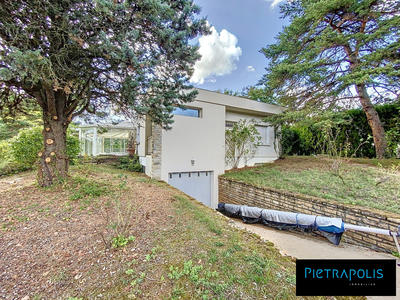 Maison - 292 m² - 7 pièces