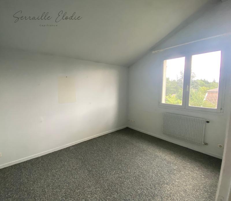 Maison - 199 m² - 9 pièces