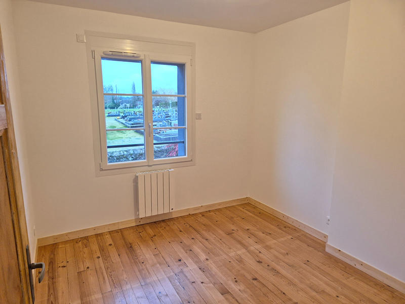 Maison - 96 m² - 4 pièces