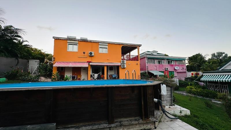 Propriété - 535 m² - 16 pièces