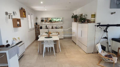 Villa - 145 m² - 6 pièces