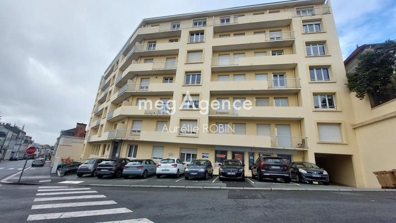 Appartement - 82 m² - 4 pièces