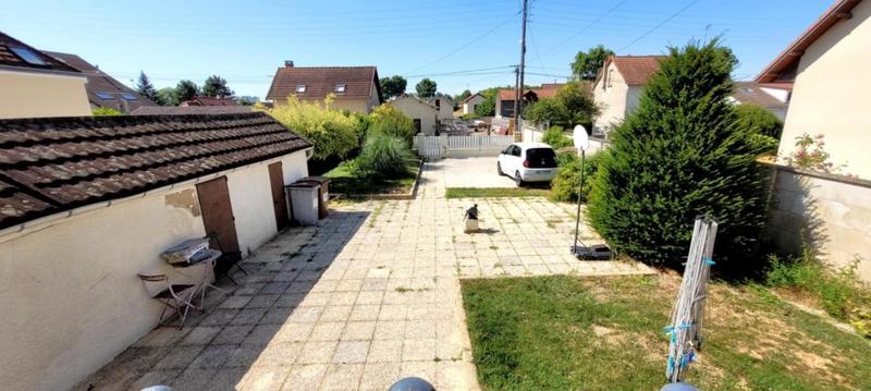 Maison - 99 m² - 5 pièces