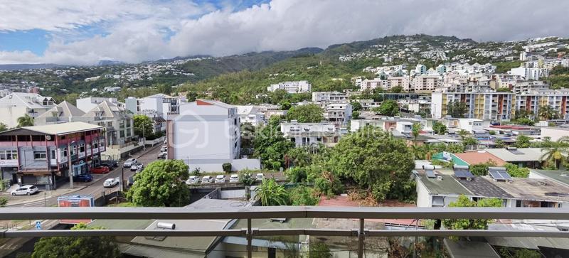 Appartement - 104 m² - 3 pièces