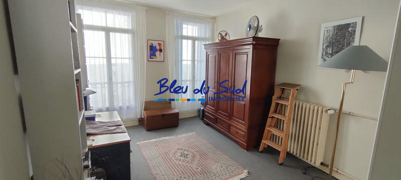 Maison - 250 m² - 11 pièces