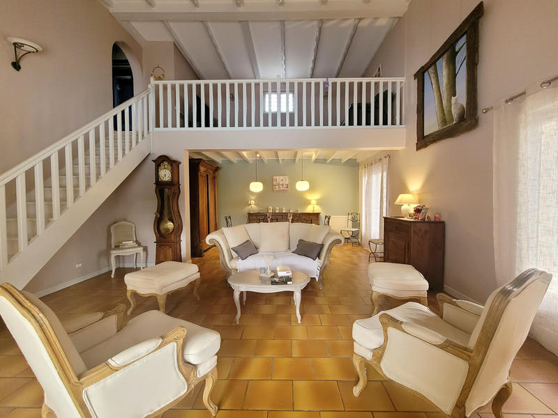 Maison - 153 m² - 6 pièces