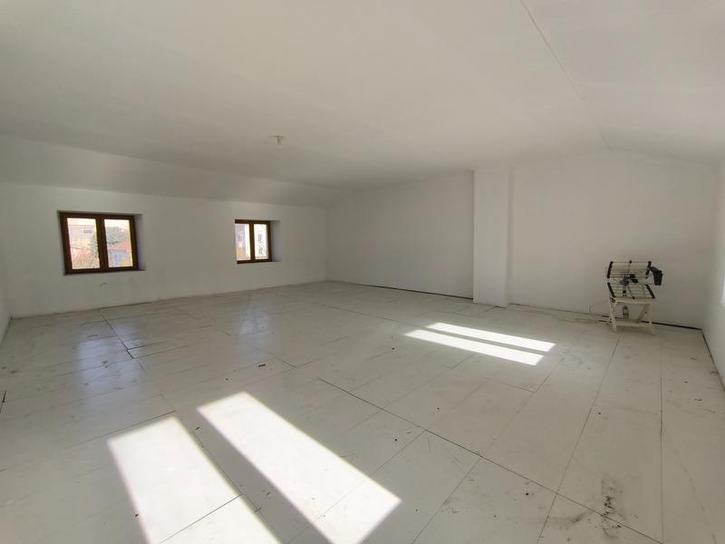 Maison - 192 m² - 6 pièces