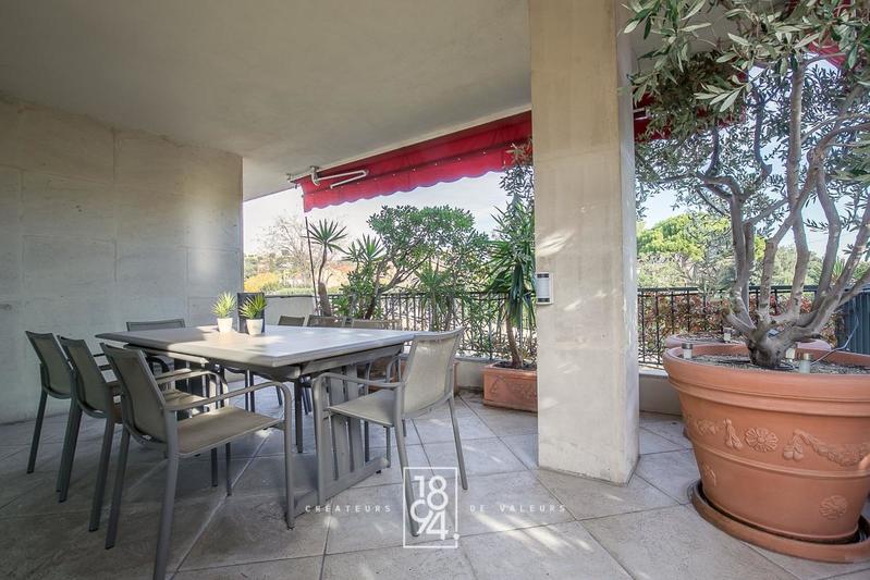 Appartement - 140 m² - 4 pièces