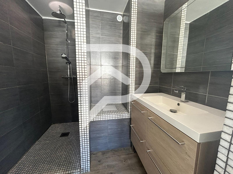 Appartement - 43 m² - 3 pièces