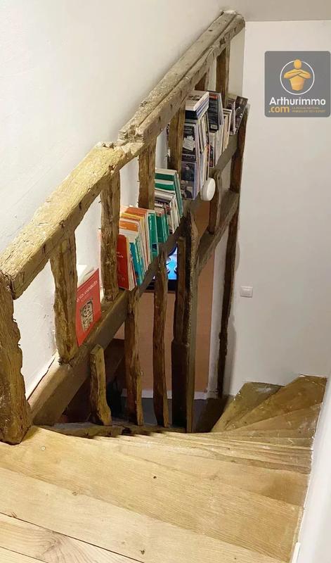 Maison - 343 m² - 12 pièces