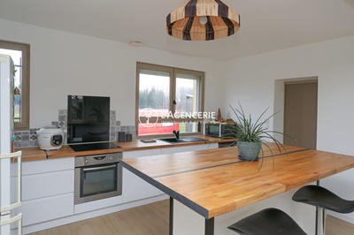 Maison - 76 m² - 3 pièces