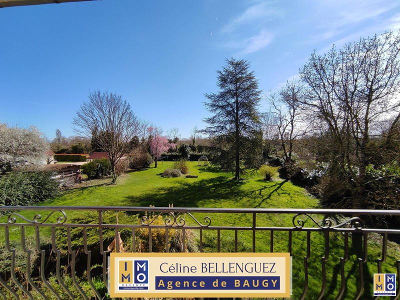 Maison traditionnelle - 262 m² - 10 pièces