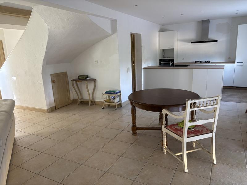 Maison - 105 m² - 4 pièces