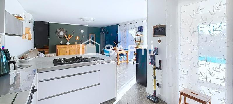 Maison - 90 m² - 4 pièces