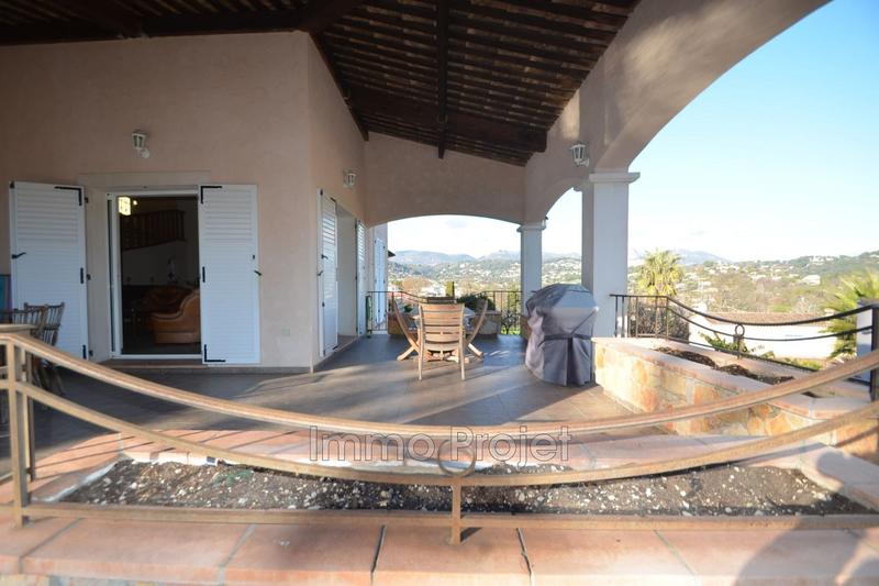 Villa - 305 m² - 7 pièces