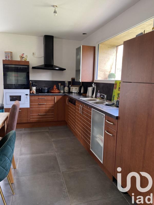 Maison - 177 m² - 9 pièces