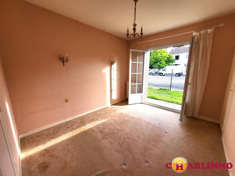 Maison traditionnelle - 121 m² - 6 pièces