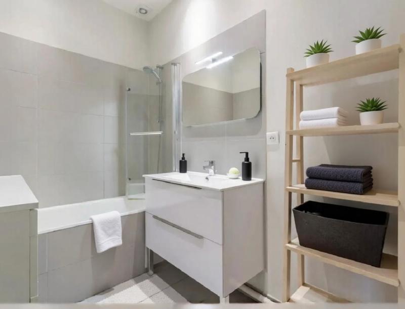 Appartement - 80 m² - 4 pièces