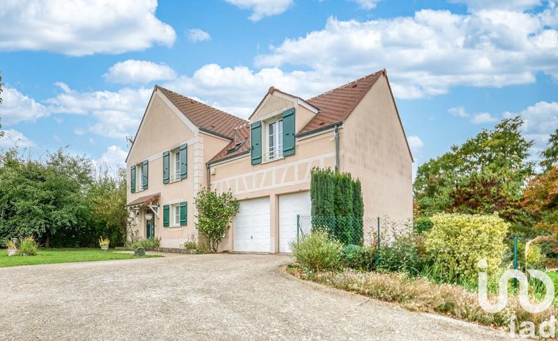 Maison - 150 m² - 8 pièces