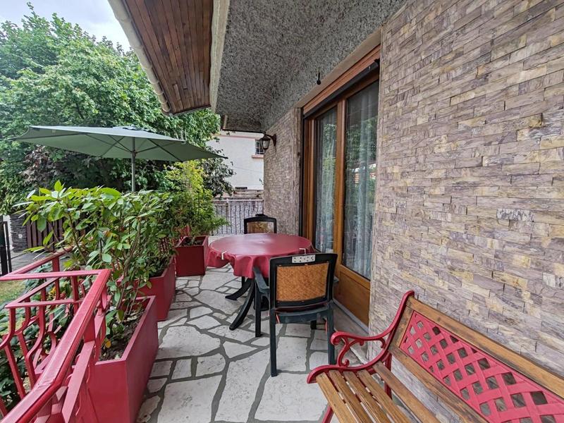 Maison - 143 m² - 6 pièces