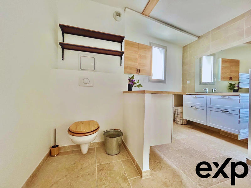 Appartement - 64 m² - 2 pièces