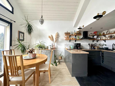 Appartement - 49 m² - 3 pièces