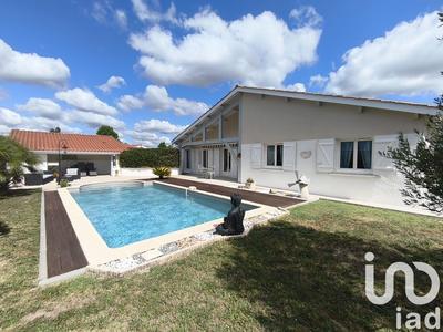 Maison - 114 m² - 4 pièces