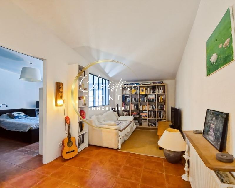 Maison de ville - 180 m² - 7 pièces