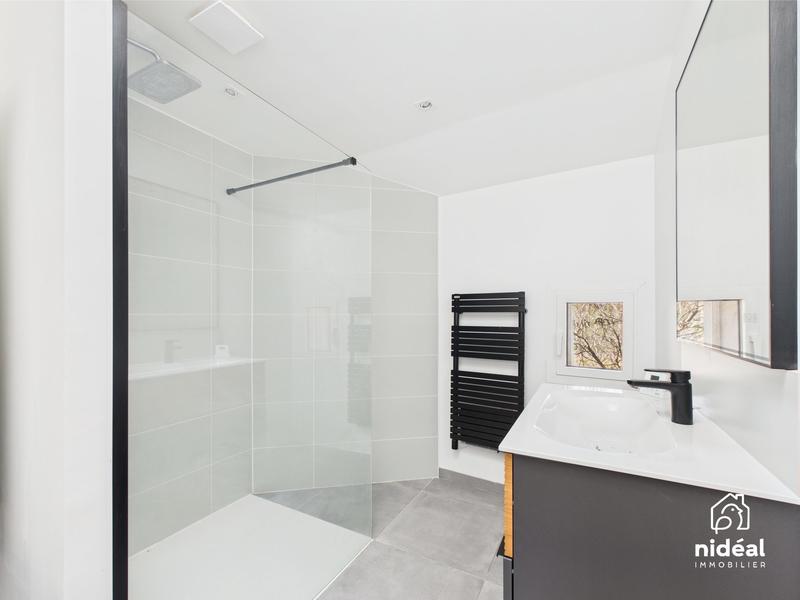 Mas - 166 m² - 7 pièces