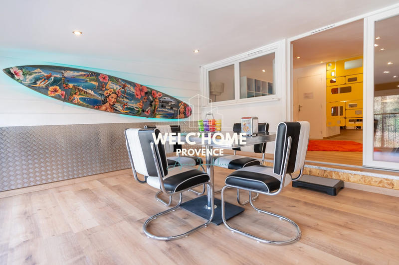 Loft - 360 m² - 11 pièces